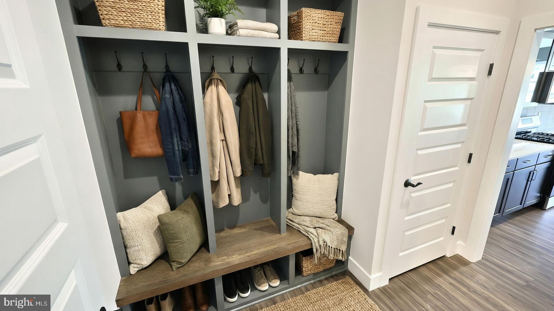 475 Pinnacle Rdg Drive Annville, PA 17003 - Photo 7 of 31 a living room with furniture and a window