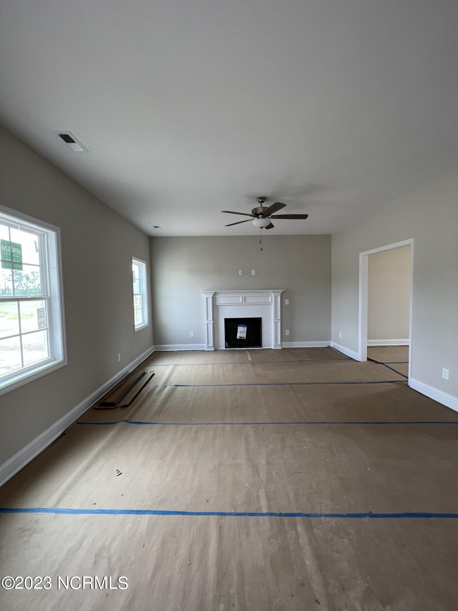535 Stella Road Stella, NC 28582 - Photo 9 of 30 Living