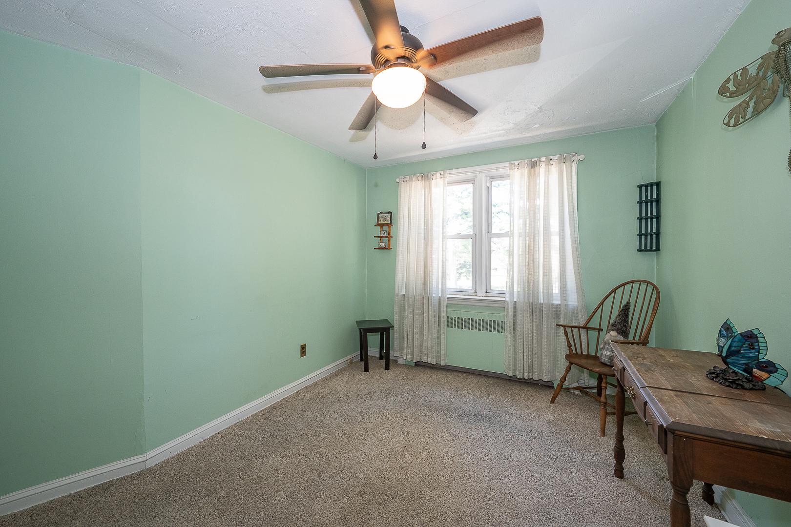 726 Fairfax Road Drexel Hill, PA 19026 - Photo 17 of 33