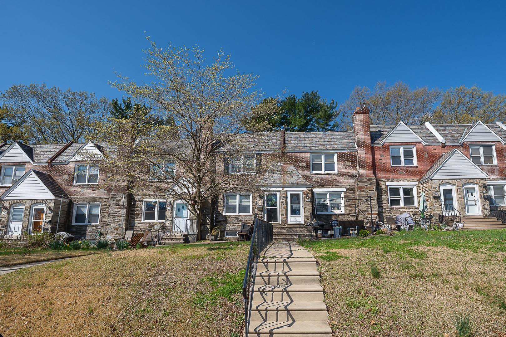 726 Fairfax Road Drexel Hill, PA 19026 - Photo 2 of 33