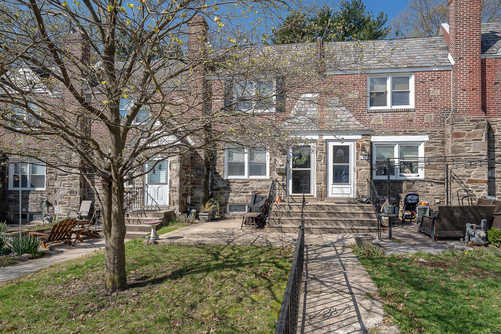 726 Fairfax Road Drexel Hill, PA 19026 - Photo 3 of 33