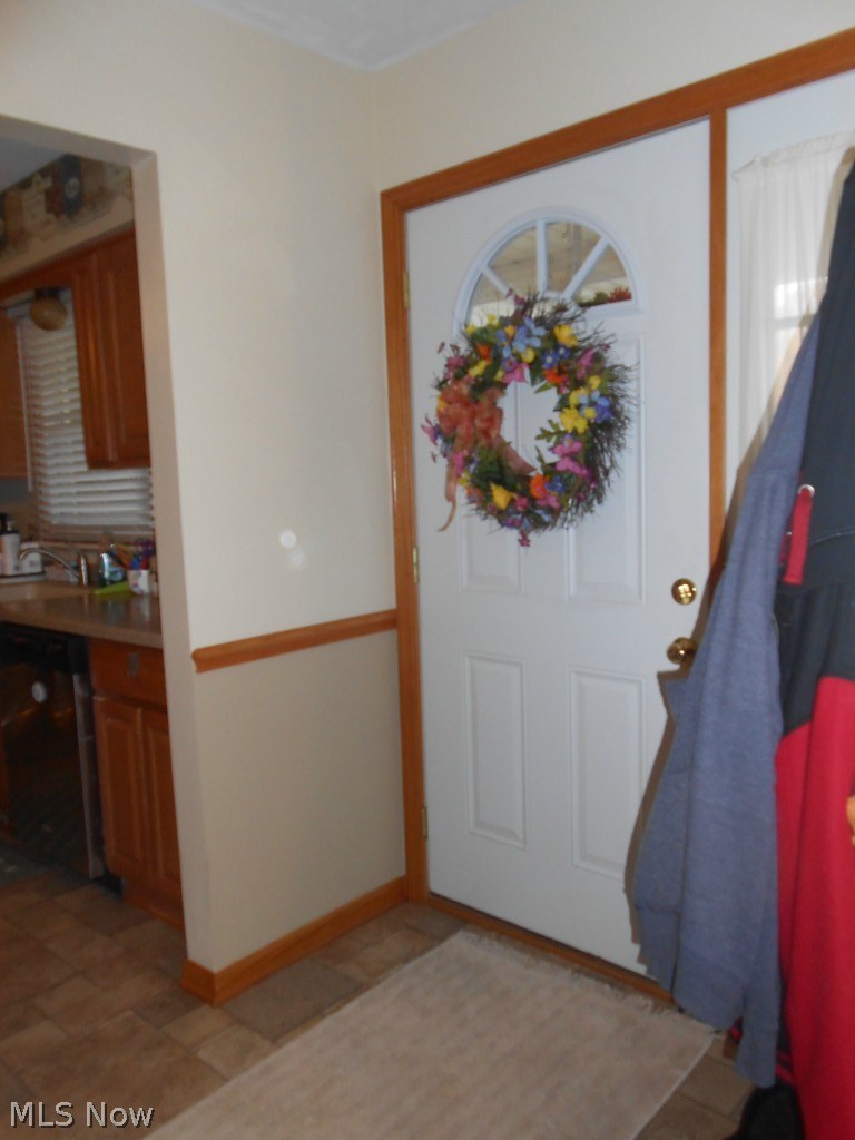 2720 Seville Road Rittman, OH 44270 - Photo 2 of 25 Gallery Image 2