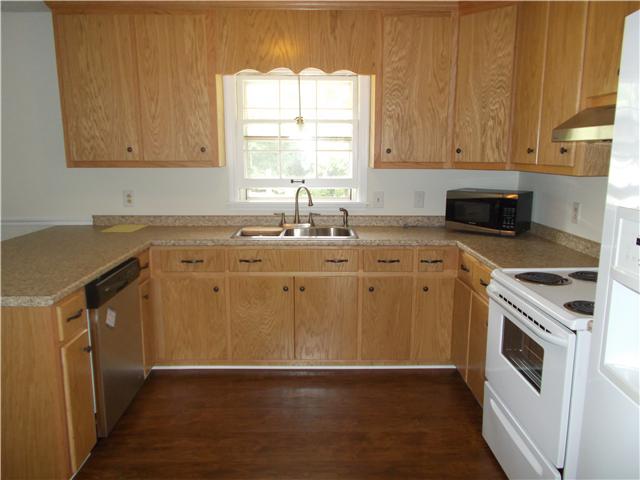 307 Hood Lakes Road Lawrenceburg, TN 38464 - Photo 4 of 13 Gallery Image 4