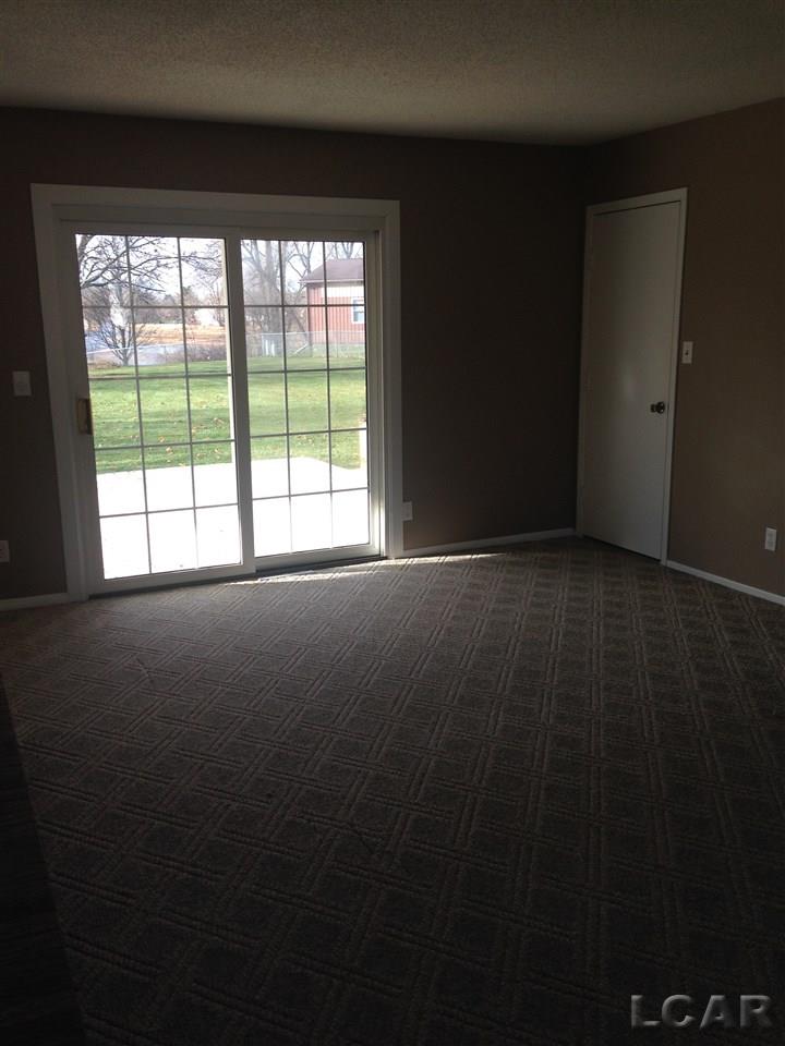 11 Ridgemont Drive Adrian, MI 49221 - Photo 8 of 20 31299286-7.JPG