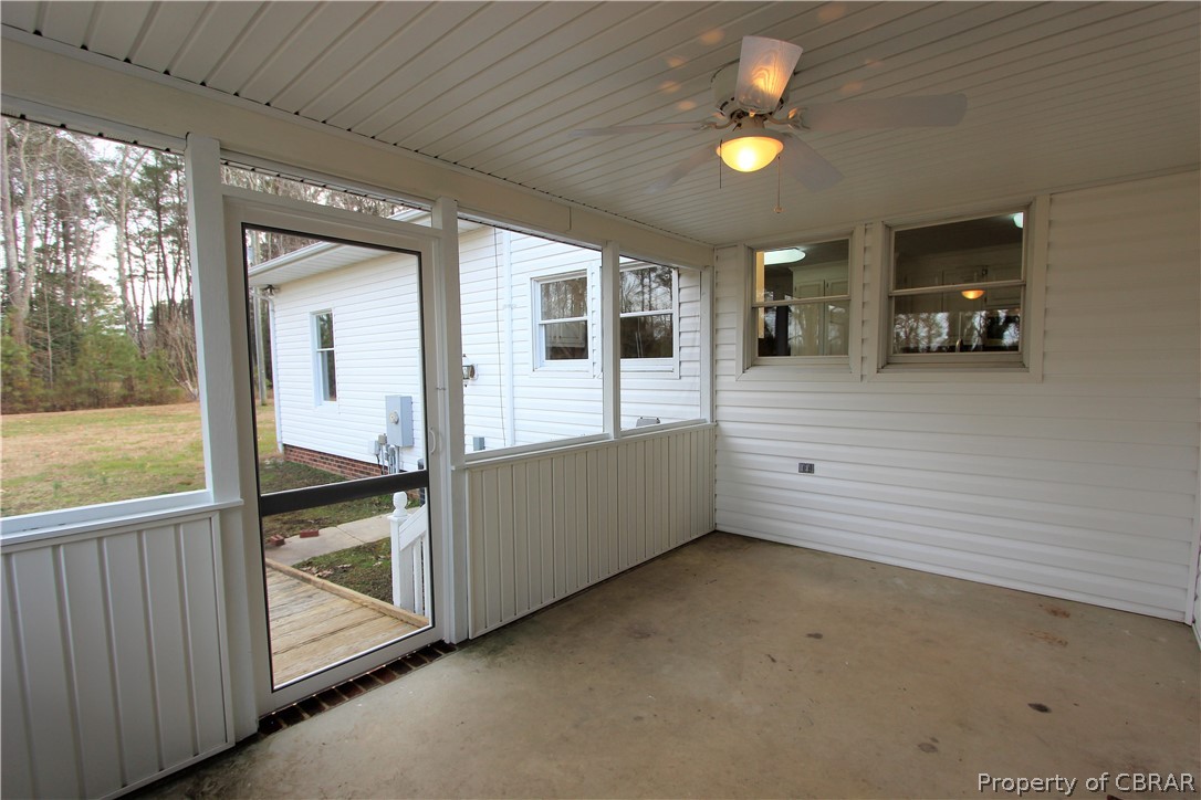 447 Hallieford Road Cobbs Creek, VA 23035 - Photo 36 of 46