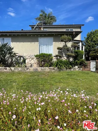 $2,650 | 8503 Lilienthal Avenue, Los Angeles, CA 90045