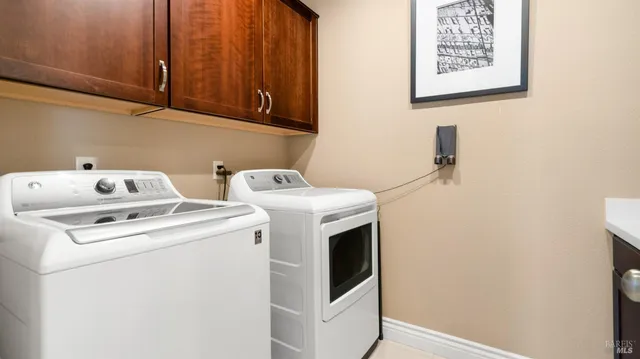 $849,000 | 2013 Kingwood Road, Rohnert Park, CA 94928