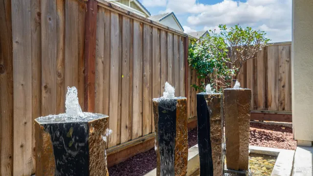 $849,000 | 2013 Kingwood Road, Rohnert Park, CA 94928