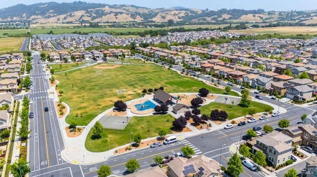 $849,000 | 2013 Kingwood Road, Rohnert Park, CA 94928