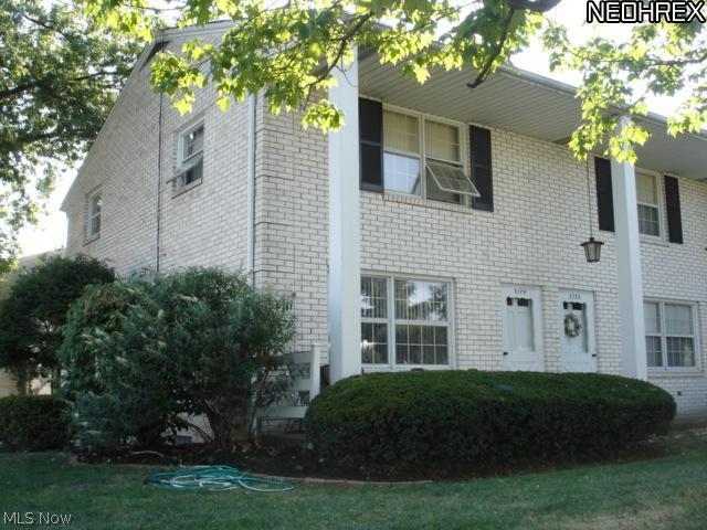 5174 Fulton Road Northwest Canton, OH 44718 - Photo 1 of 15