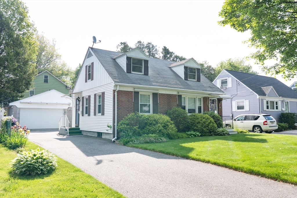 57 Bither Street Springfield, MA 01118 - Photo 1 of 37