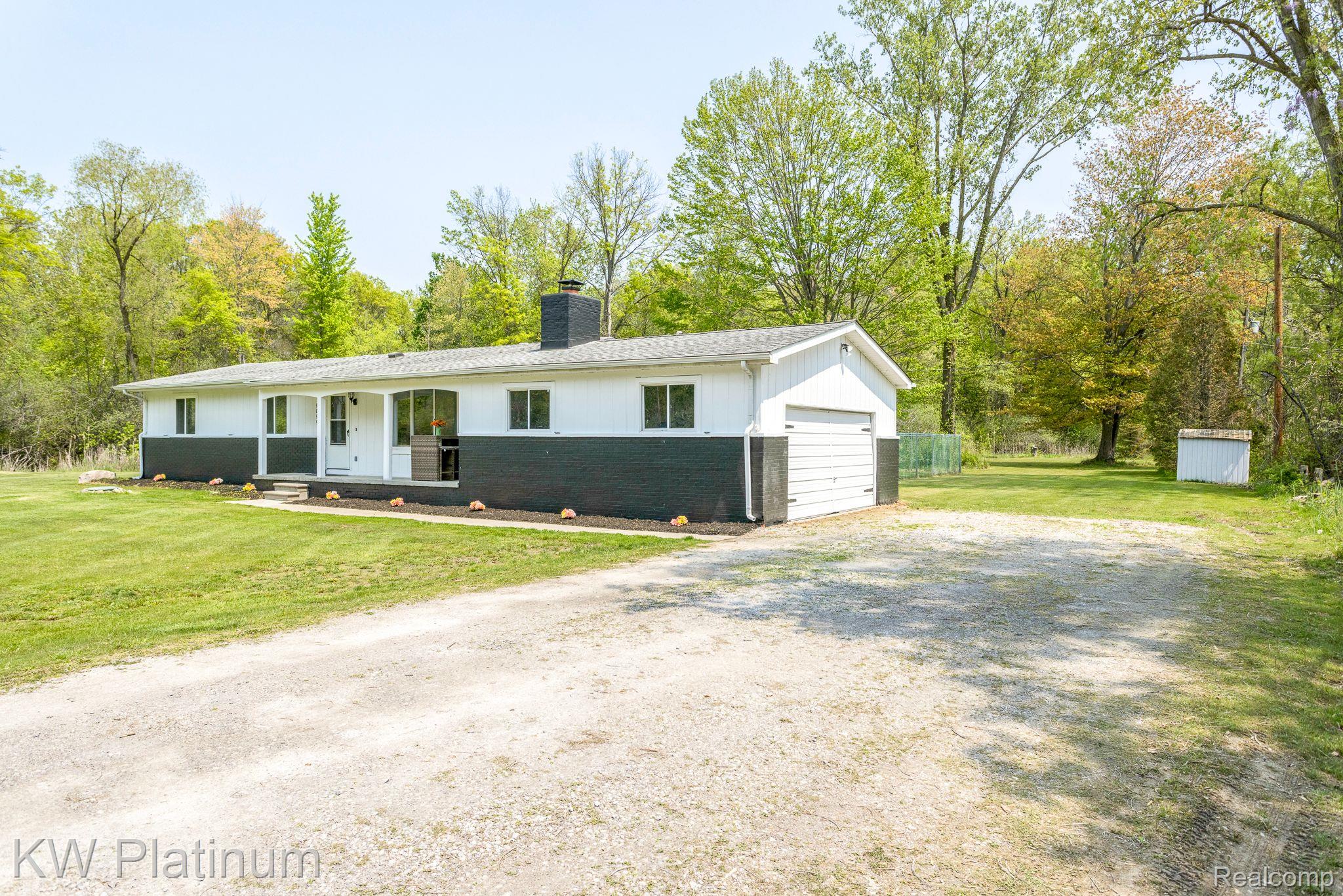 9099 Phelps Road Algonac, MI 48001 - Photo 3 of 36 Gallery Image 3