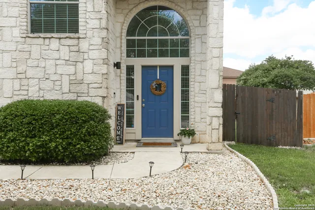$1,950 | 10322 Filly Valley, San Antonio, TX 78254