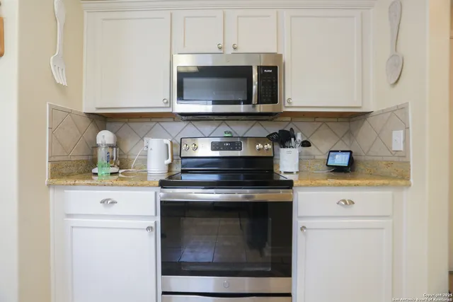 $1,950 | 10322 Filly Valley, San Antonio, TX 78254