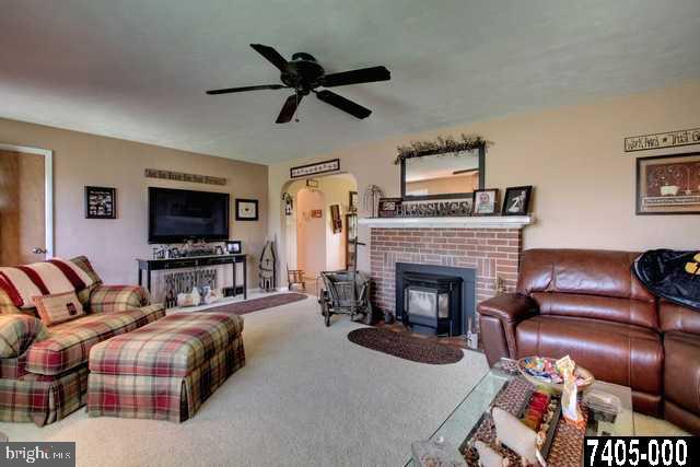 445 Days Mill Road York, PA 17403 - Photo 4 of 25 Gallery Image 4