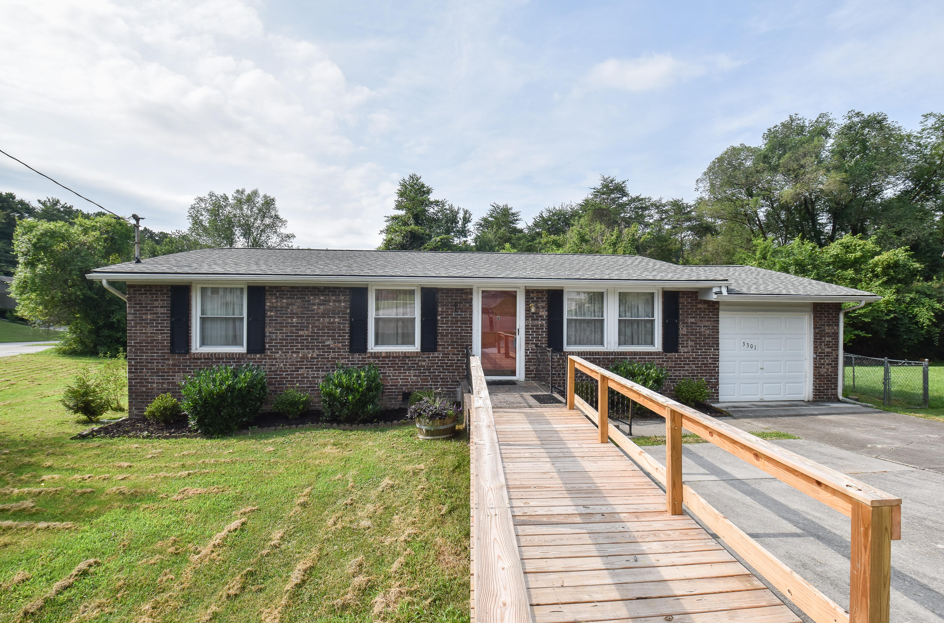 3301 Wexgate Road Knoxville, TN 37931 - Photo 1 of 9 EXT1