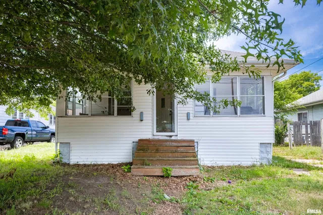 $45,000 | 211 Minch Street, South Pekin, IL 61564