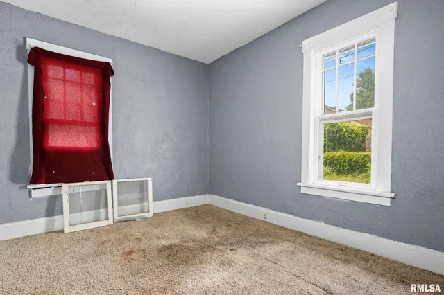 $45,000 | 211 Minch Street, South Pekin, IL 61564