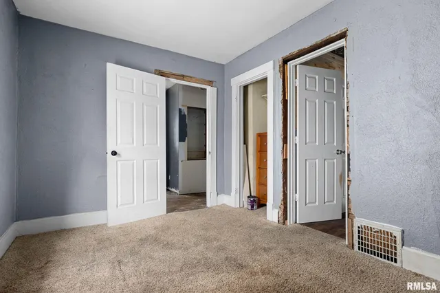 $45,000 | 211 Minch Street, South Pekin, IL 61564