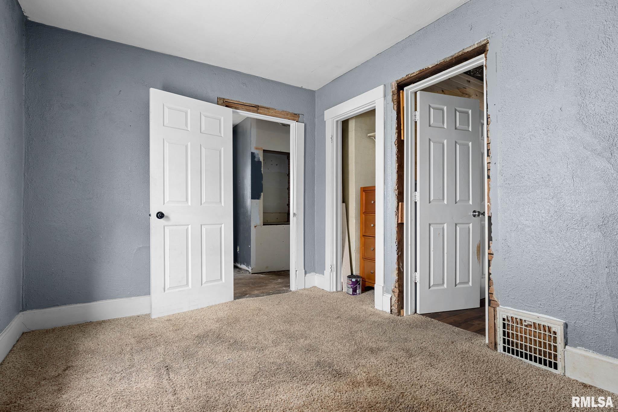 211 Minch Street South Pekin, IL 61564 - Photo 18 of 25