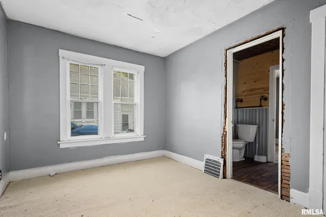 $45,000 | 211 Minch Street, South Pekin, IL 61564