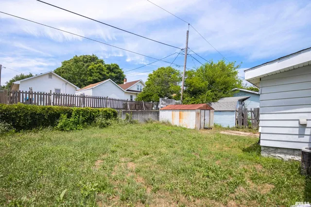 $45,000 | 211 Minch Street, South Pekin, IL 61564