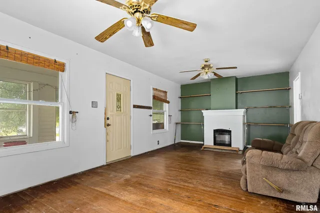 $45,000 | 211 Minch Street, South Pekin, IL 61564