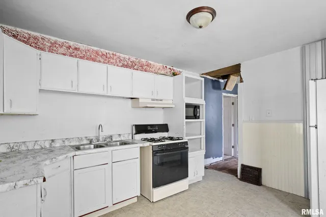 $45,000 | 211 Minch Street, South Pekin, IL 61564