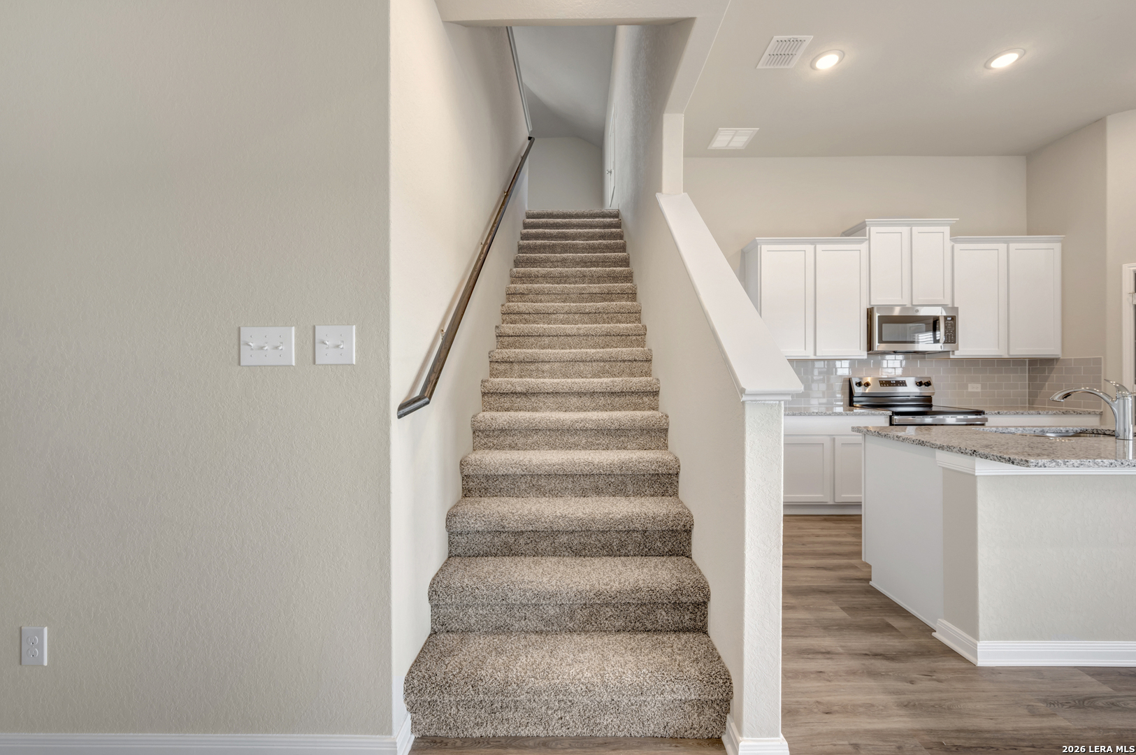 10330 Goodison Drive Converse, TX 78109 - Photo 25 of 42 a view of entryway and kitchen