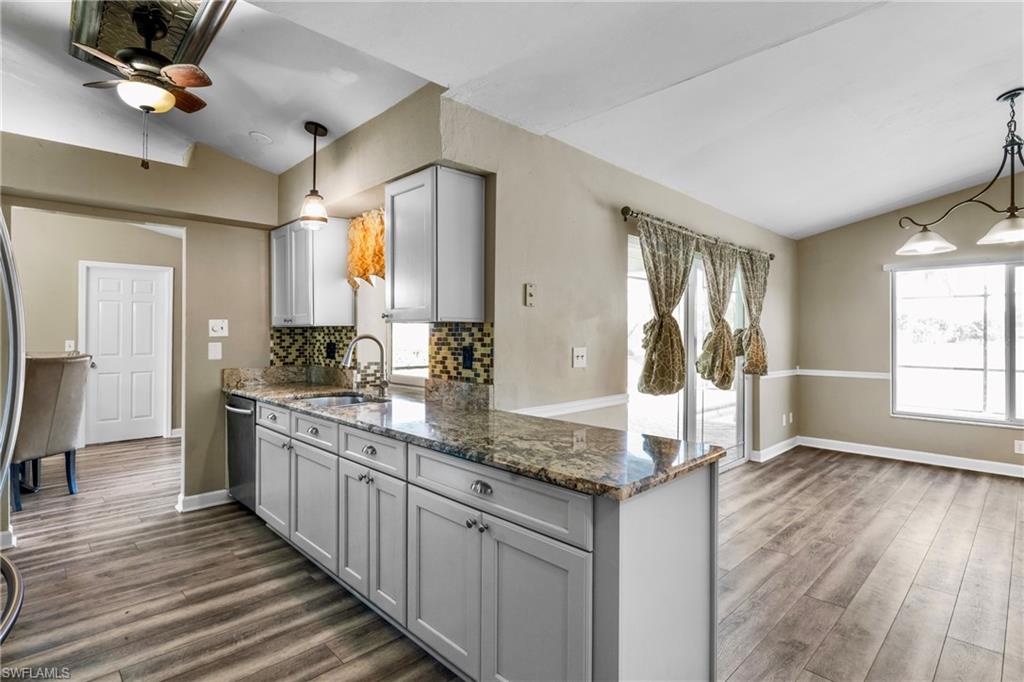 10570 Regent Circle Naples, FL 34109 - Photo 13 of 22