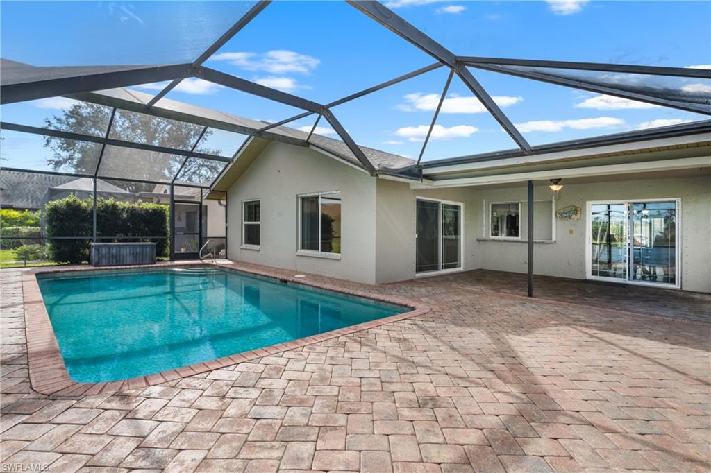 10570 Regent Circle Naples, FL 34109 - Photo 19 of 22