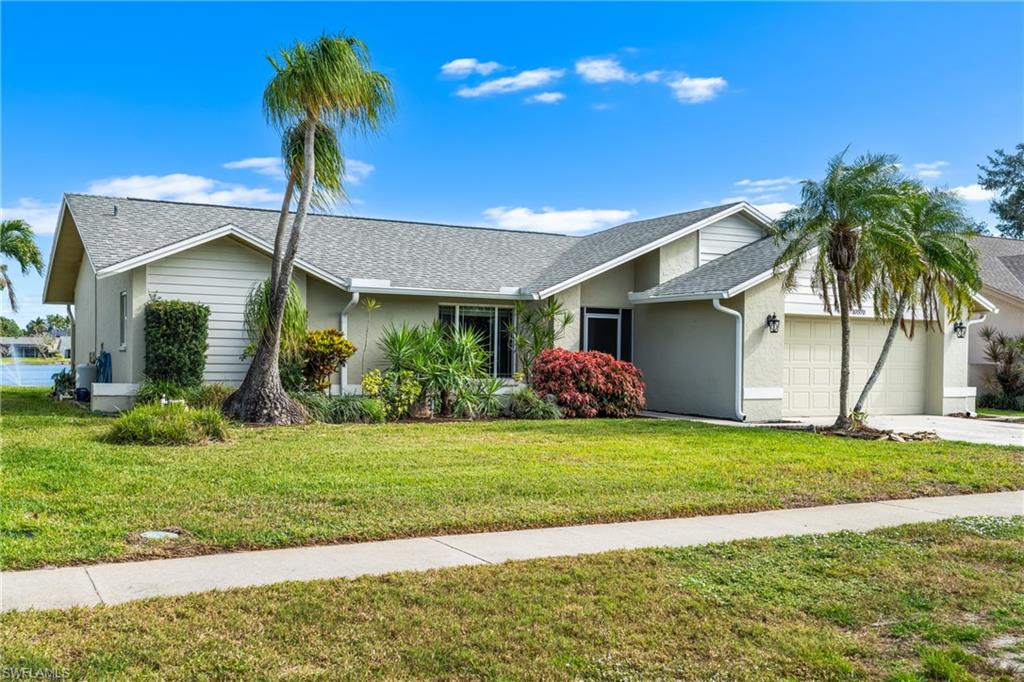 10570 Regent Circle Naples, FL 34109 - Photo 6 of 22