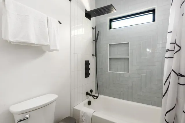 $6,500 | 2217 Ridgedale Road Northeast, Atlanta, GA 30317