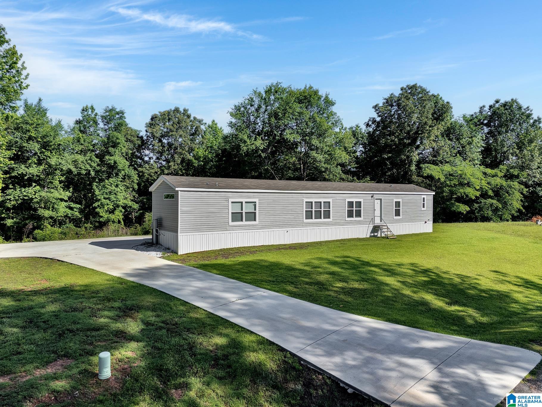 385 Ridgewood Drive Hayden, AL 35079 - Photo 33 of 41