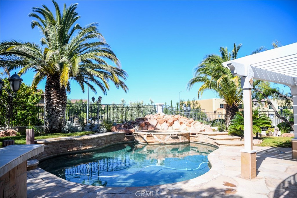 20370 Vía Cellini Porter Ranch, CA 91326 - Photo 17 of 17