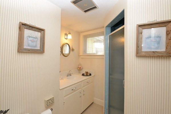 16 Chatham Road Longmeadow, MA 01106 - Photo 16 of 30 Gallery Image 16