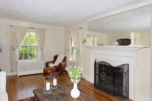 16 Chatham Road Longmeadow, MA 01106 - Photo 4 of 30 Gallery Image 4