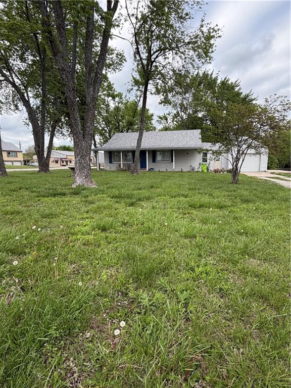 2000 Anaconda Road Harrisonville, MO 64701 - Photo 2 of 15