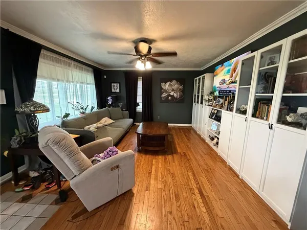 $200,000 | 2000 Anaconda Road, Harrisonville, MO 64701