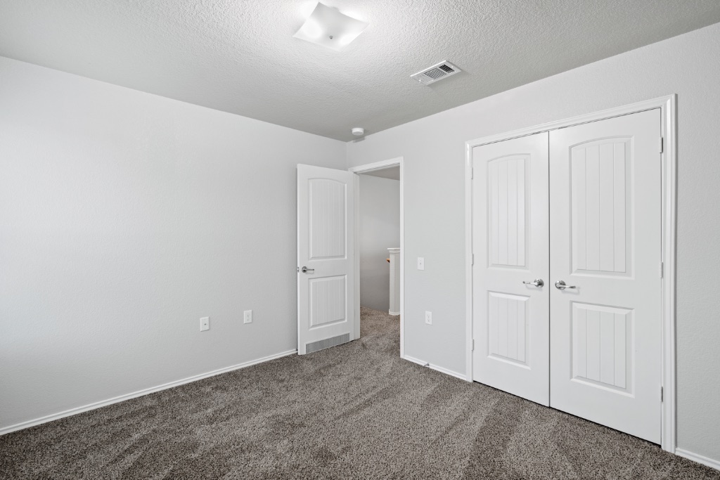 7204 Outfitter Drive Austin, TX 78744 - Photo 22 of 33
