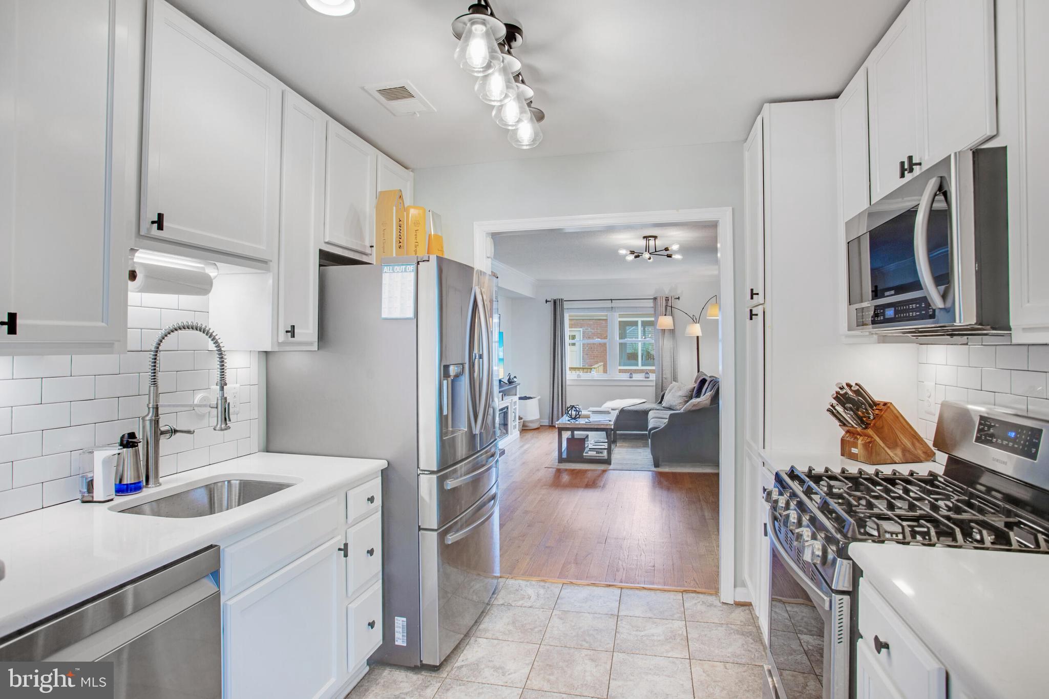 2917 Johnson Road Falls Church, VA 22042 - Photo 13 of 37 Gallery Image 13
