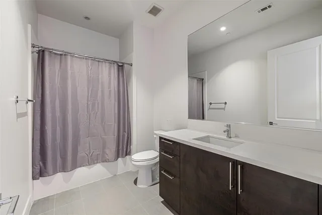 $6,250 | 4521 San Felipe Street, Unit 2104, Houston, TX 77027