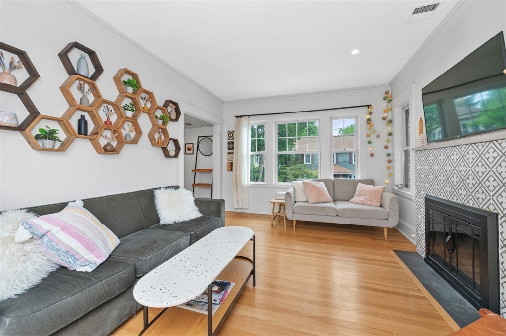 105-107 Adena Road, Unit 105 Newton, MA 02465 - Photo 8 of 36 Gallery Image 8