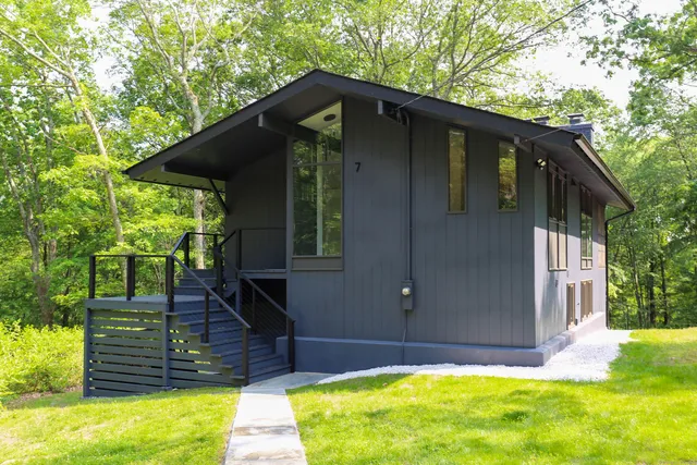 a front view of house with yard