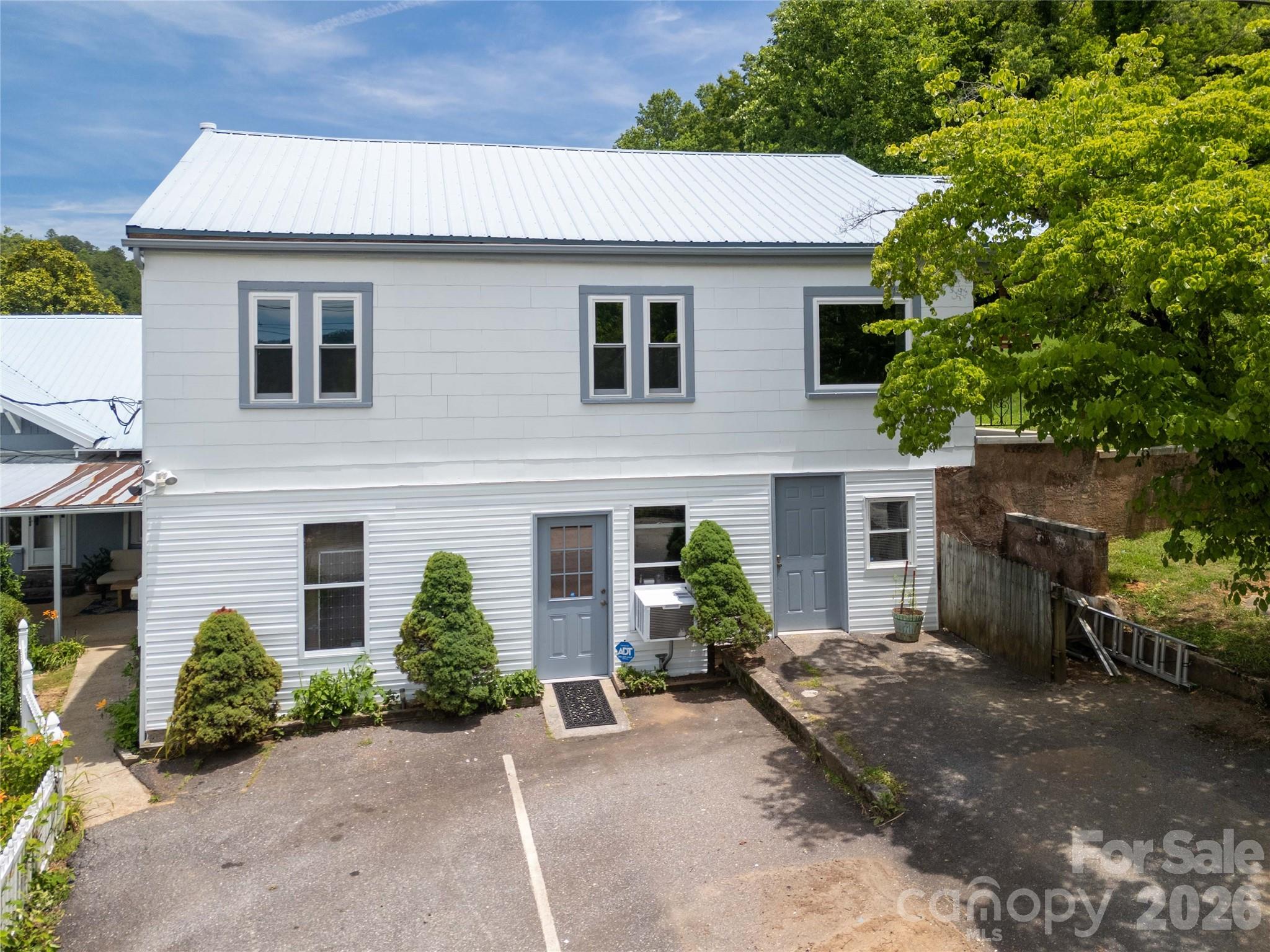 800 Main Street Bryson City, NC 28713 - Photo 3 of 42