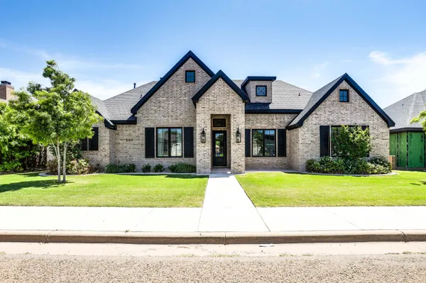 $499,000 | 309 North 9th Street, Wolfforth, TX 79382