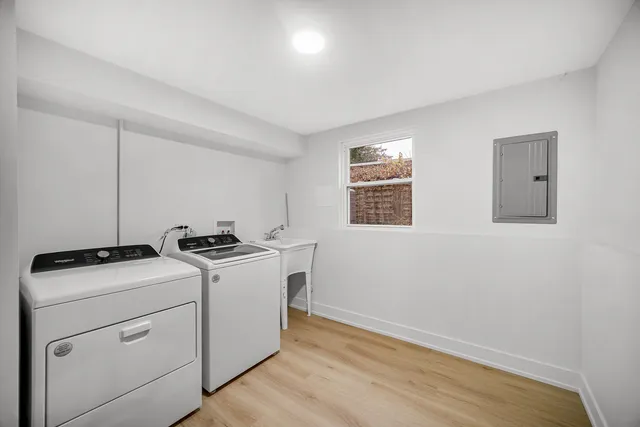 $574,999 | 1845 Everett Avenue, Des Plaines, IL 60018