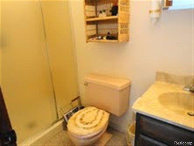8880 Crawford Road Columbus, MI 48063 - Photo 10 of 16 10