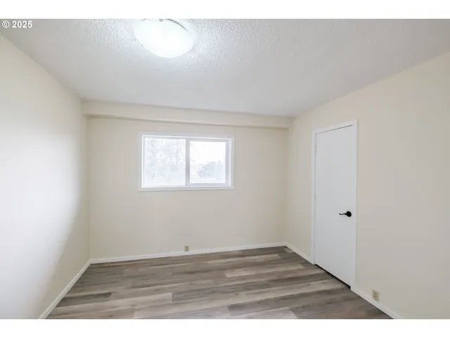 $745,000 | 40235 Rainbow Drive, Scio, OR 97374