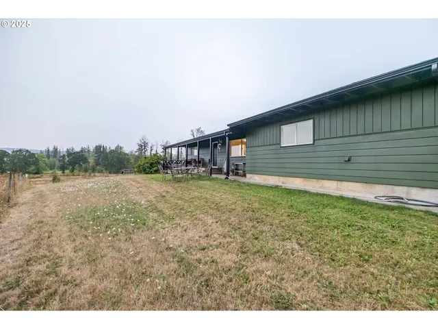 $745,000 | 40235 Rainbow Drive, Scio, OR 97374